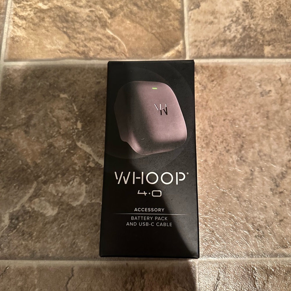 Whoop 4.0 Battery Pack and USB-C Cable